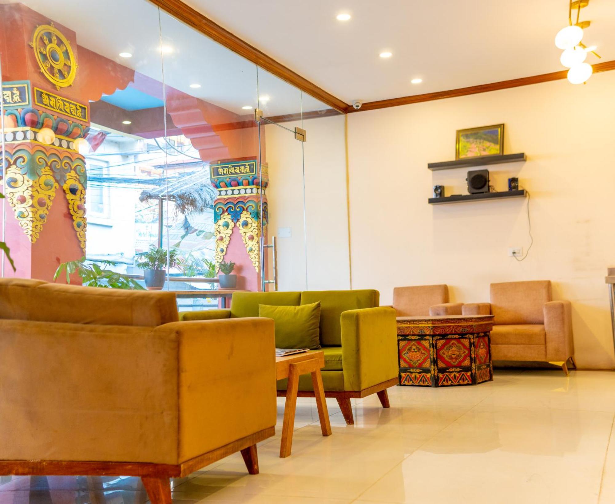 Hotel Yakroo Manang Katmandu Zewnętrze zdjęcie
