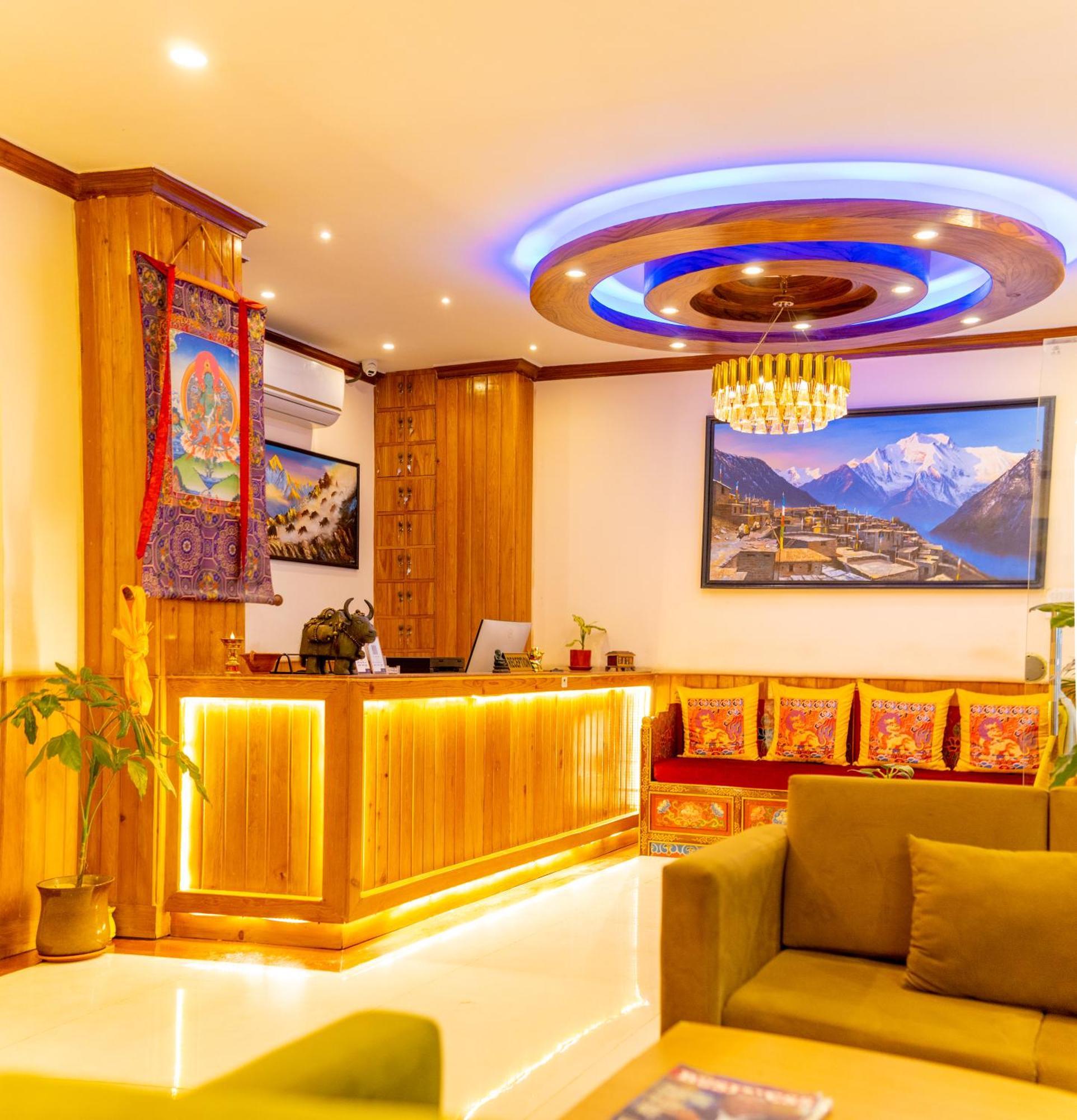 Hotel Yakroo Manang Katmandu Zewnętrze zdjęcie