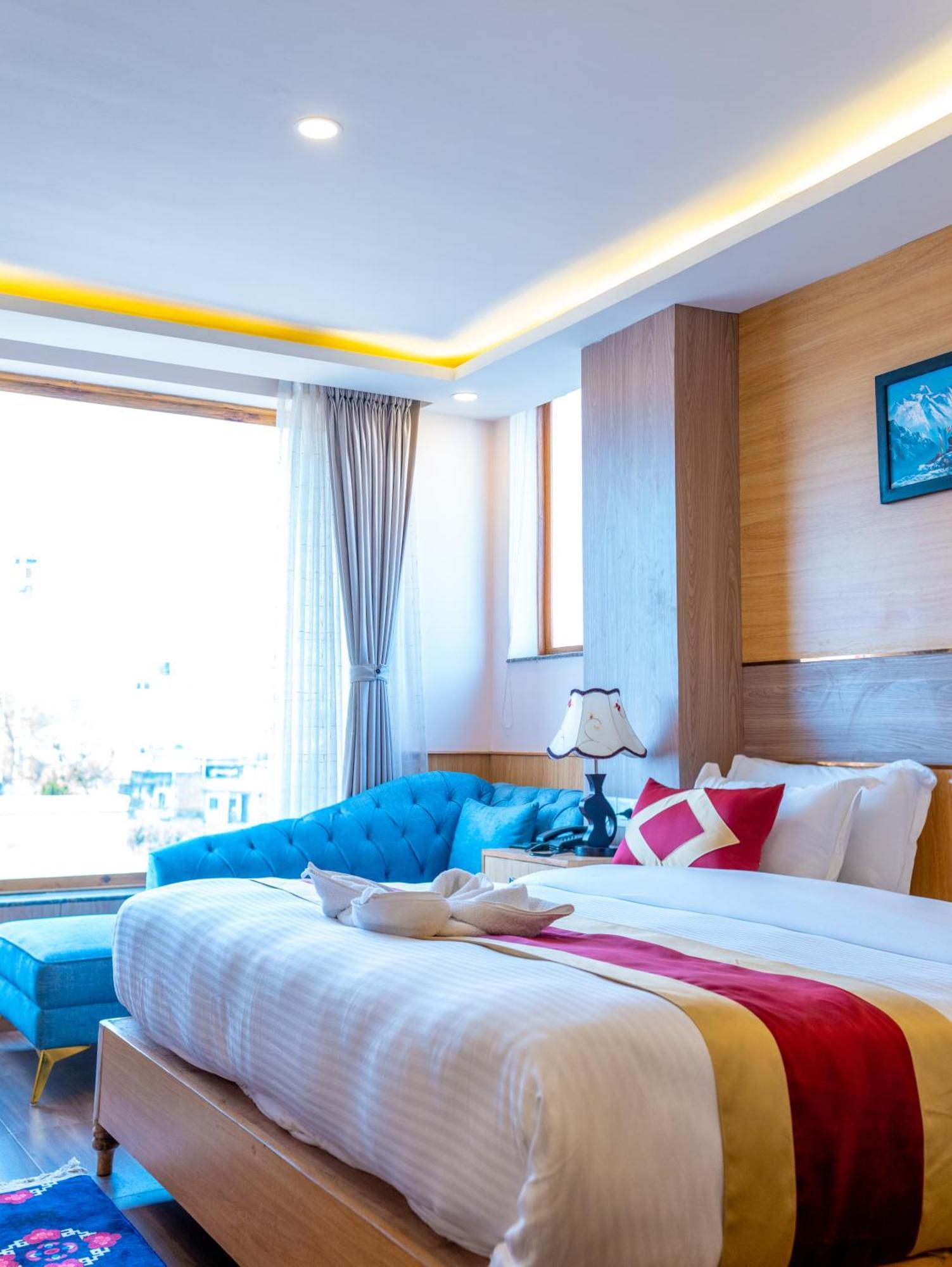 Hotel Yakroo Manang Katmandu Zewnętrze zdjęcie